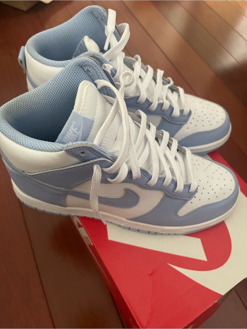 Nike Womens Dunk High